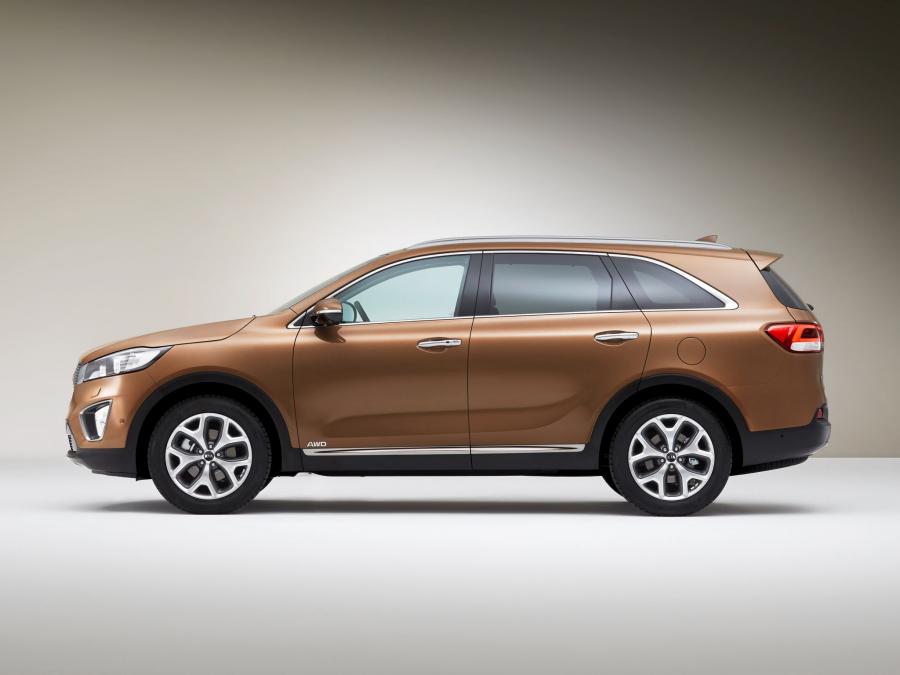  Kia Sorento 2015 года  (фото 3 из 4)